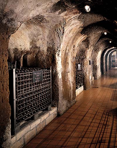 Tenuta di Colonna - Grotte, cesti e bottiglie